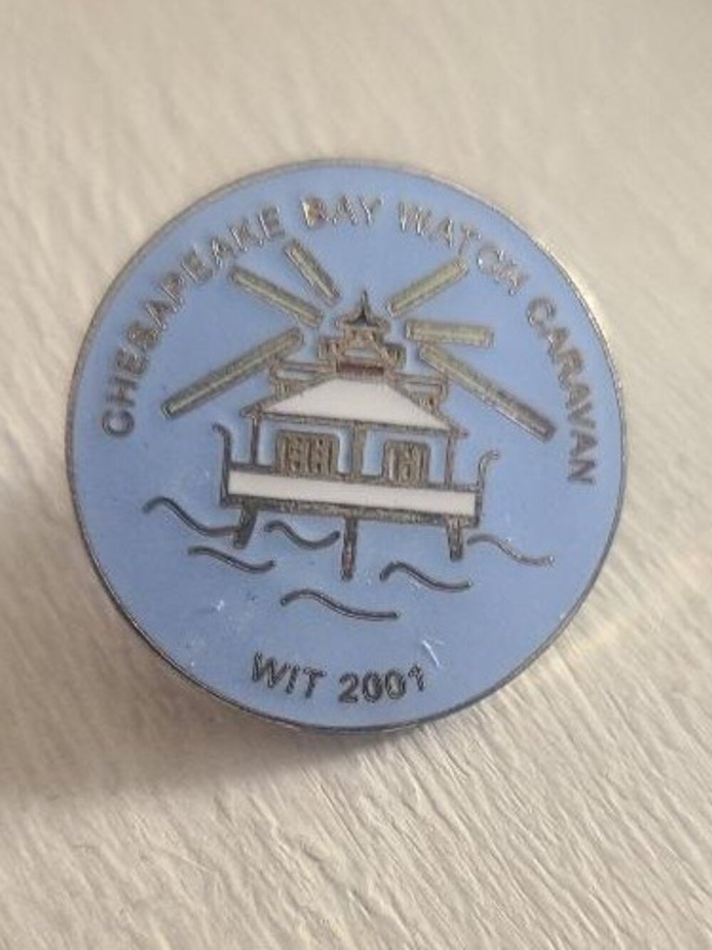 WIT Winnebago Itasca Travelers Chesapeake Bay Watch Caravan 2001 Lapel Pin Badge